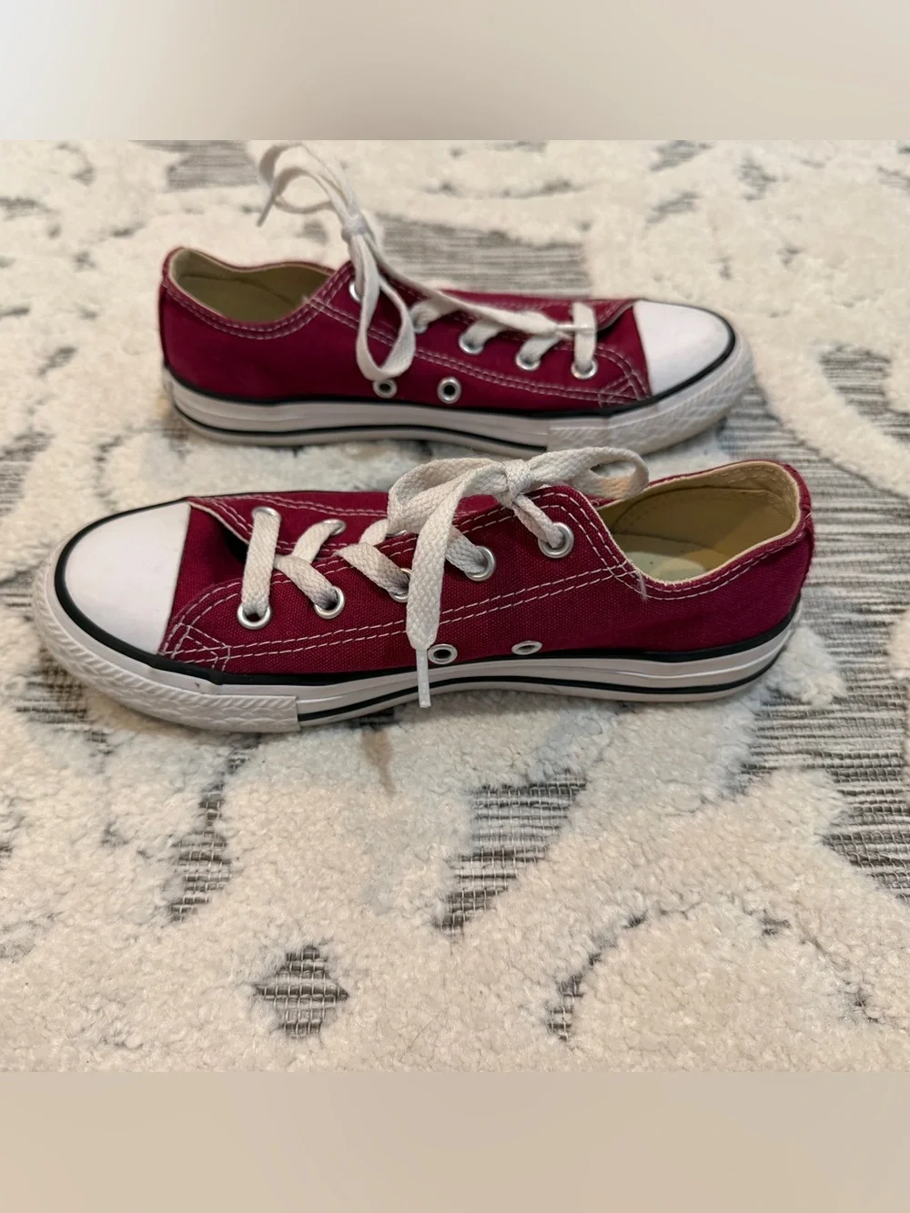 Converse kids low
